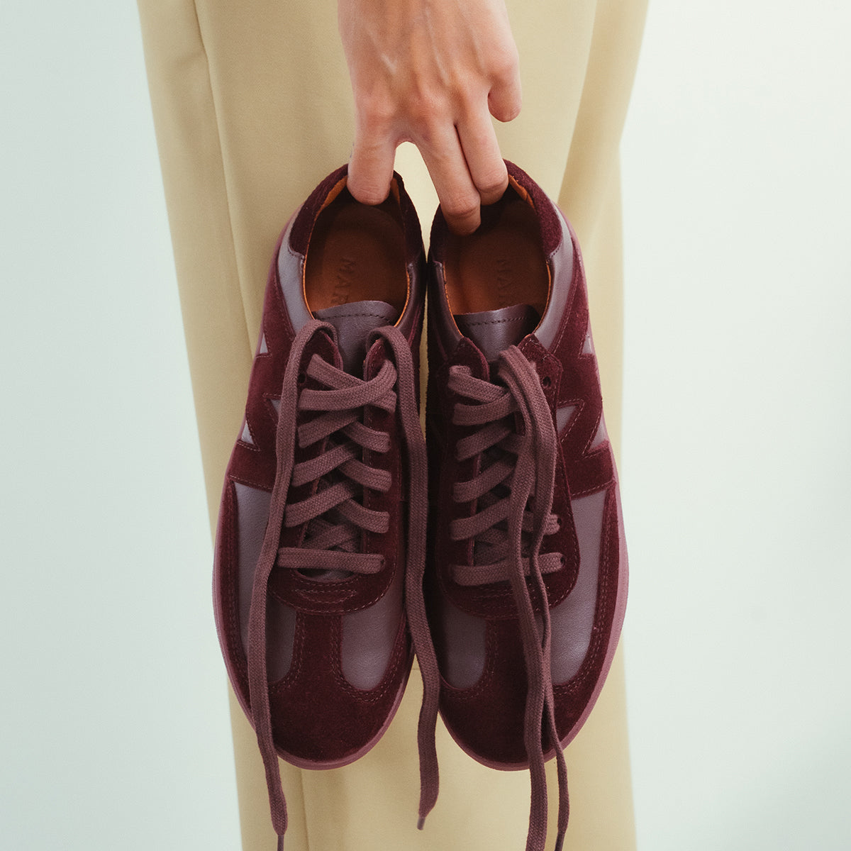 MAB BURGUNDY